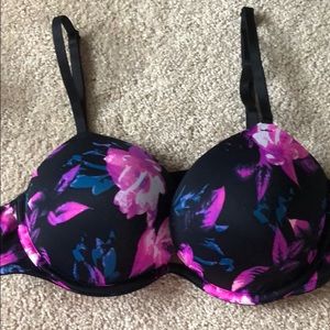 VS Pink push up bra